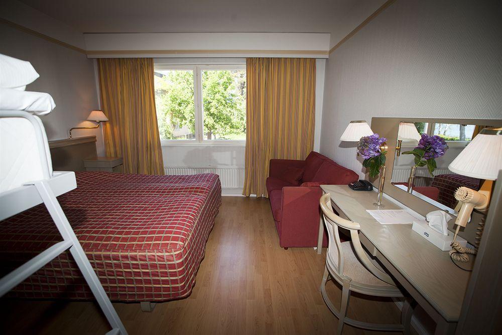 Hotel Adlon Mariehamn Esterno foto